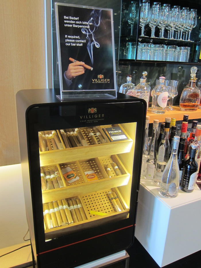 Lufthansa-First-Class-Lounge-Frankfurt - 18
