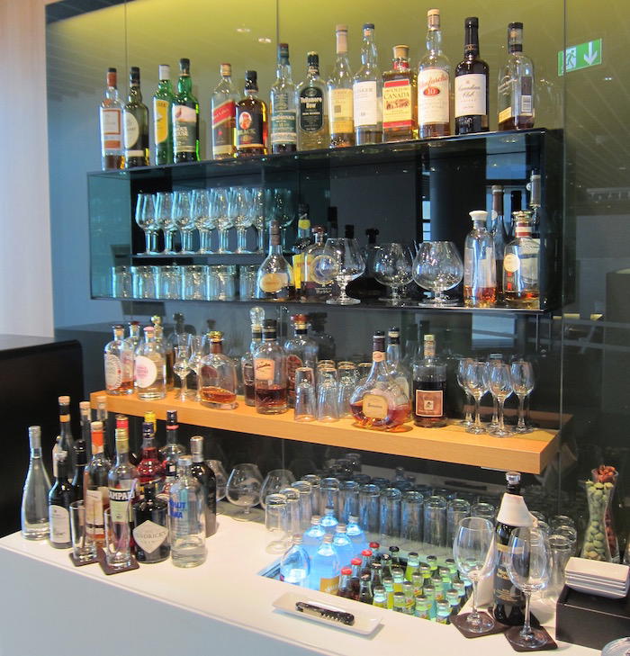 Lufthansa-First-Class-Lounge-Frankfurt - 19