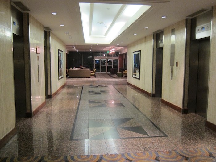 Concourse-Hotel-LAX-Hyatt - 7