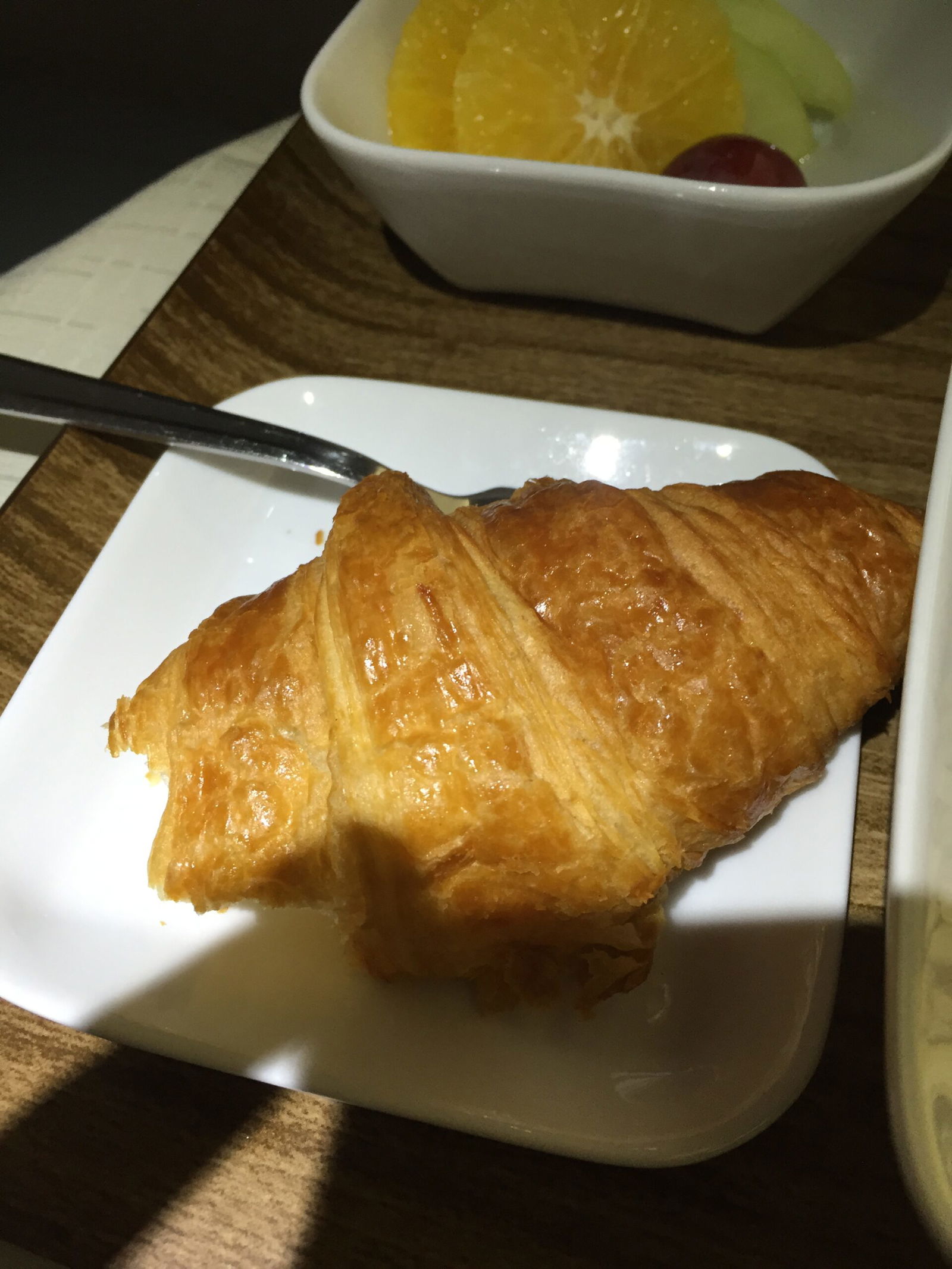 Delta One croissant