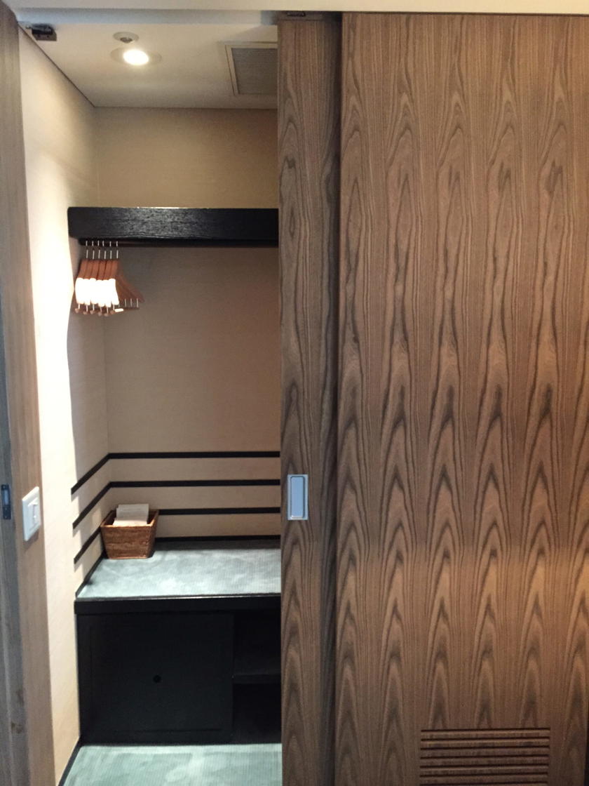 Park Hyatt Tokyo Park Twin closet