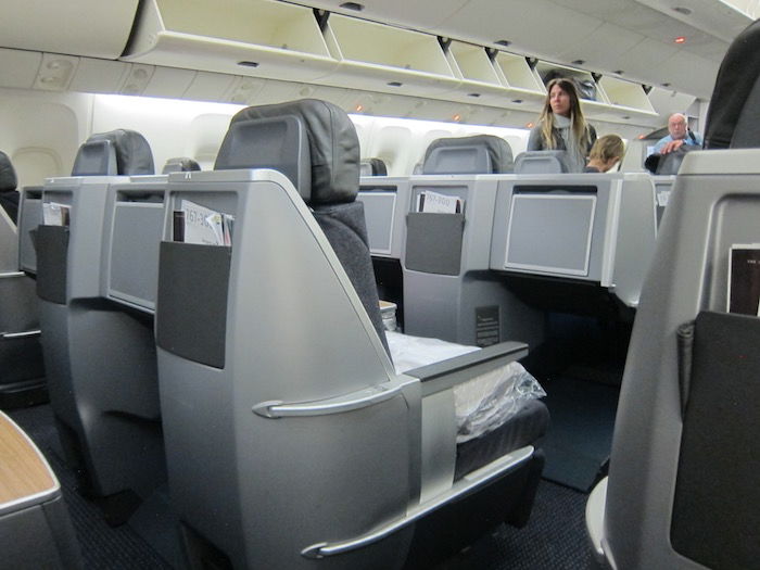 American-767-Business-Class - 10