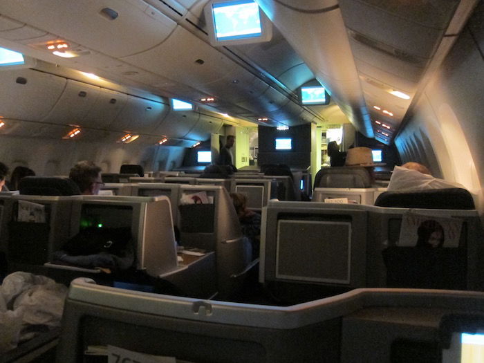 American-767-Business-Class - 42