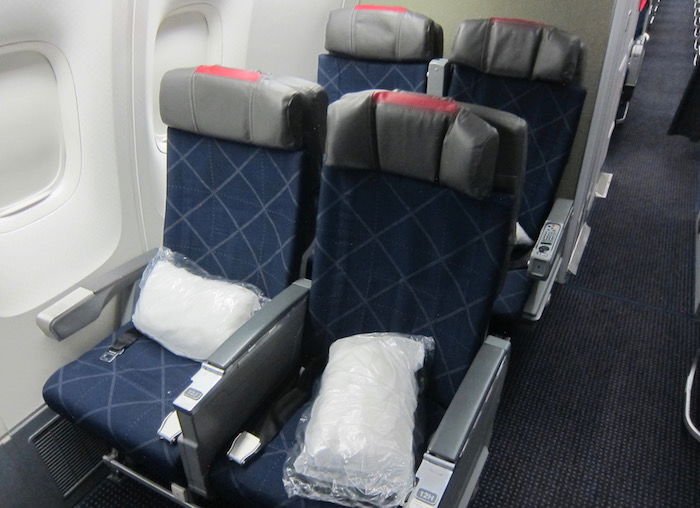 American-767-Business-Class - 7