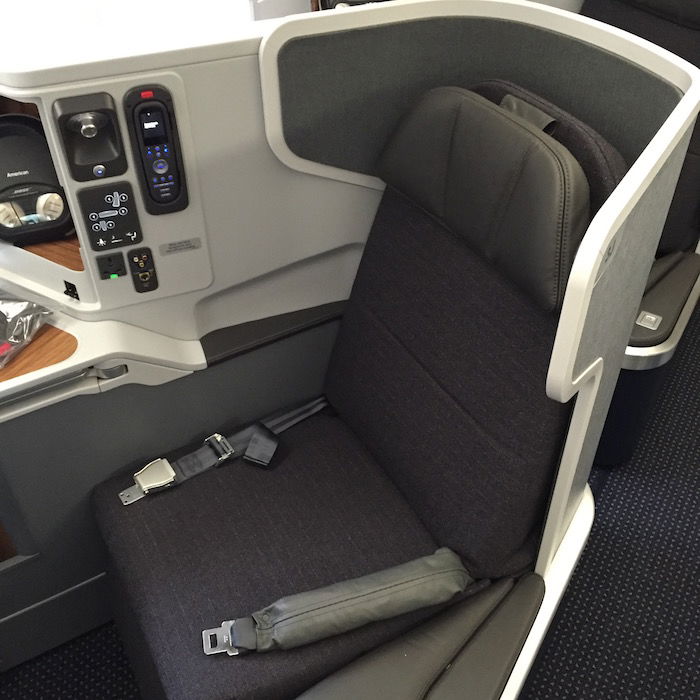 American-777-Business-Class - 2