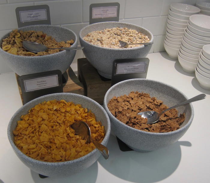 British-Airways-Lounge-London - 17
