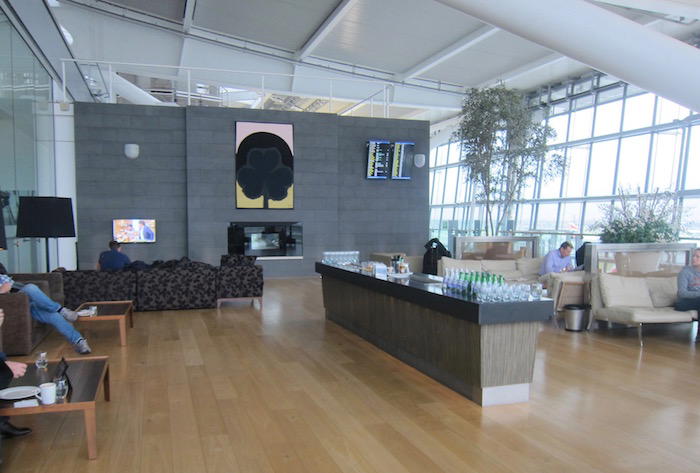 British-Airways-Lounge-London - 32