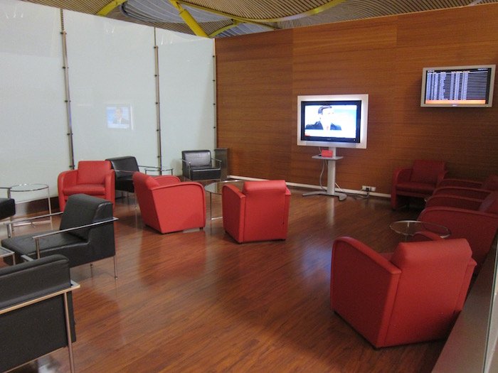 Iberia-Business-Lounge-Madrid - 20