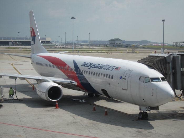 Malaysia-Airlines-737