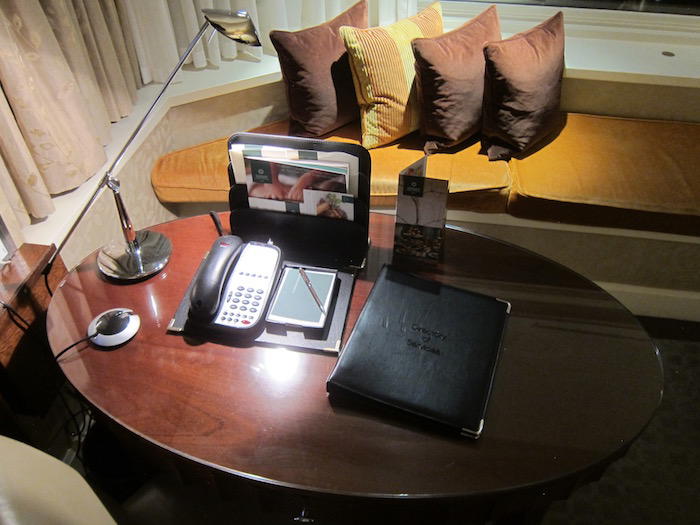 Park-Tower-Hotel-Knightsbridge-London - 20
