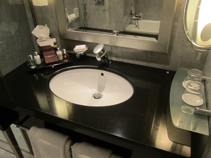 Park-Tower-Hotel-Knightsbridge-London - 36