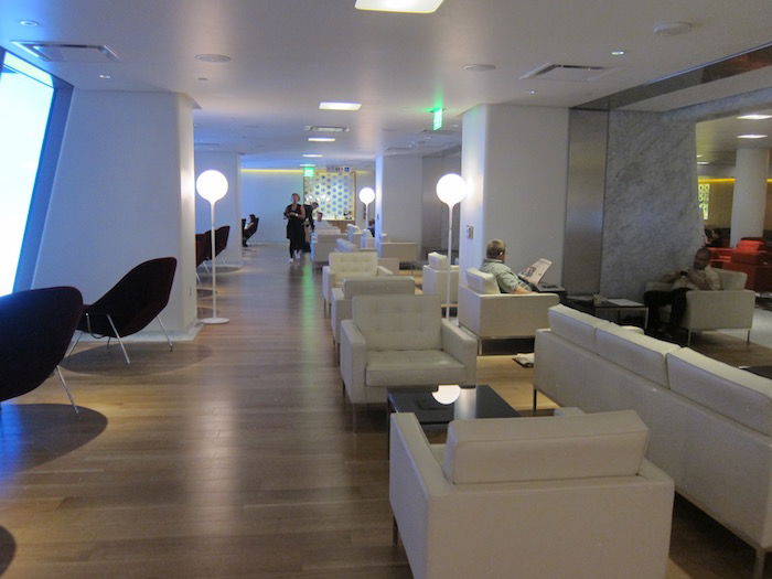 Qantas-Lounge-LAX - 15