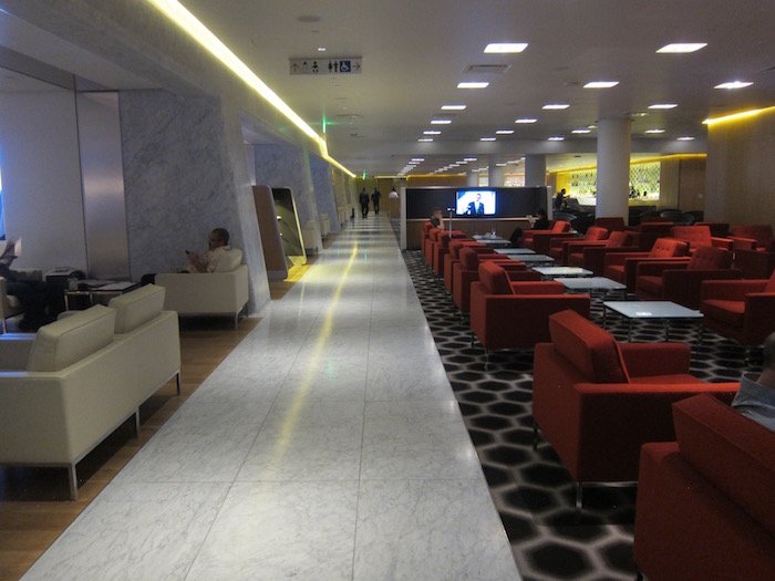 Qantas-Lounge-LAX - 9