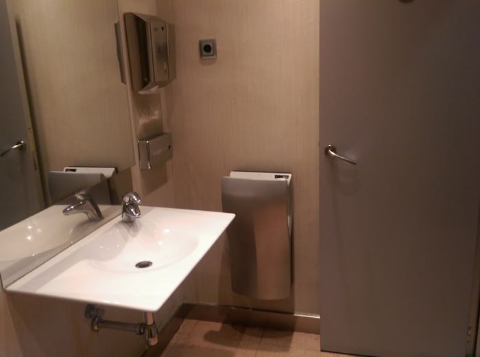 Sala-VIP-Amnios-Lounge-Madrid-19