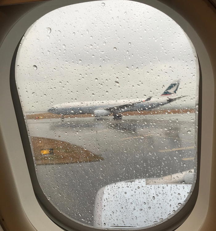 Cathay-Pacific-Business-Class-A330 - 13