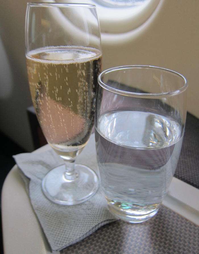 Cathay-Pacific-Business-Class-A330 - 16