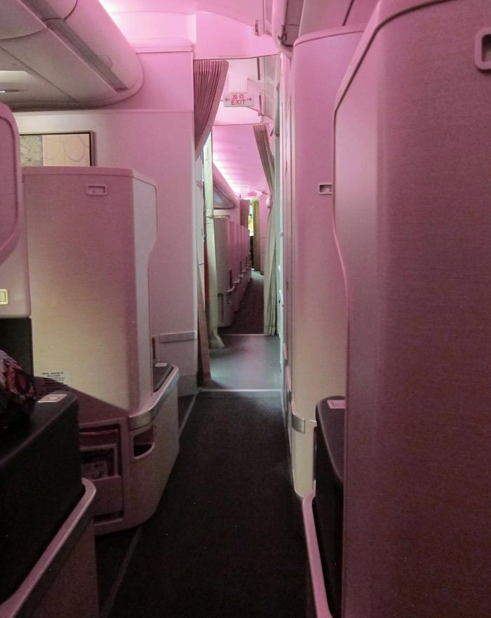 Cathay-Pacific-Business-Class-A330 - 43