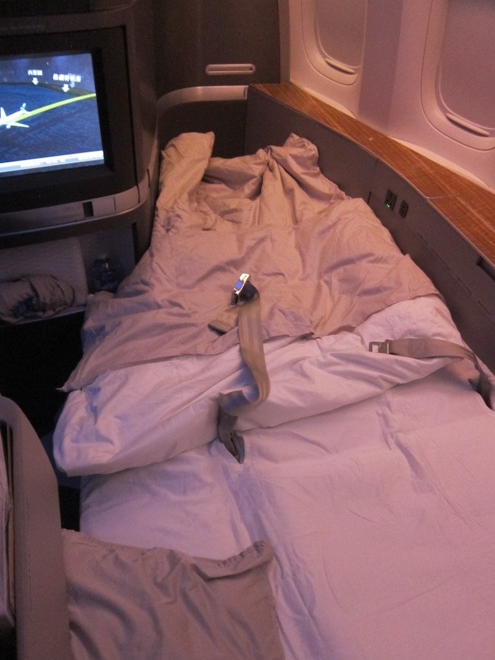 Cathay-Pacific-First-Class-777 - 39