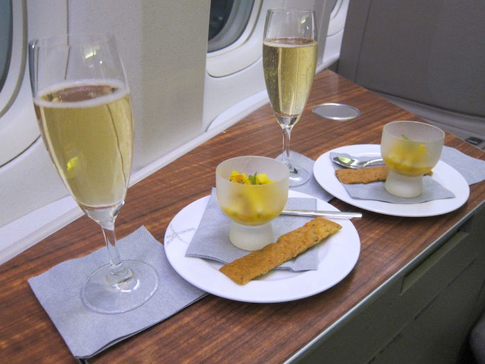 Cathay-Pacific-First-Class-777 - 7