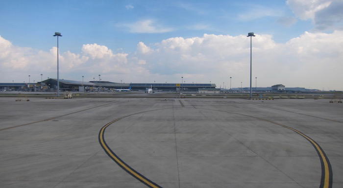 Malaysia-Business-Class-737 - 19