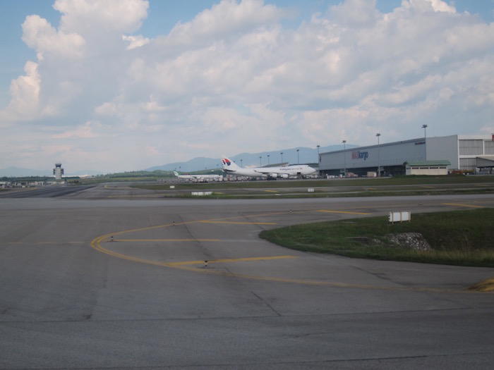 Malaysia-Business-Class-737 - 20