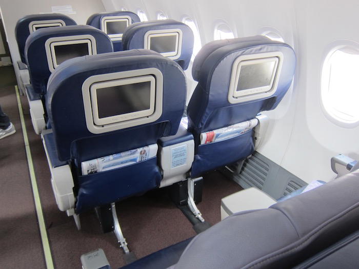 Malaysia-Business-Class-737 - 7