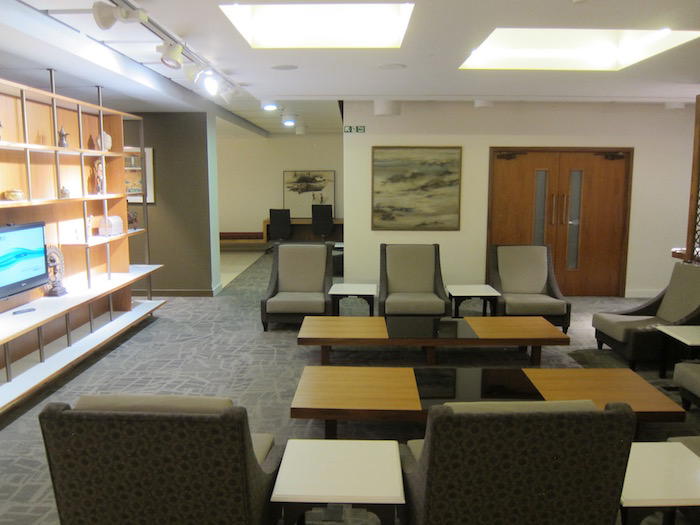 Air-India-Lounge-London-Heathrow - 17