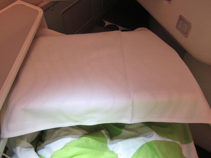 Finnair-Business-Class-A350 - 64