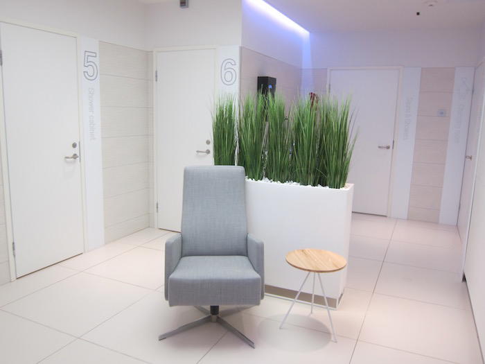 Finnair-Lounge-Helsinki-Airport - 37