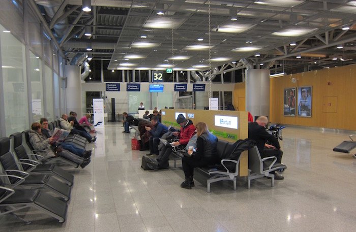 Finnair-Lounge-Helsinki-Airport - 43