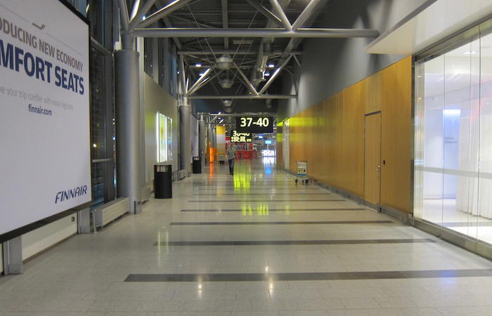 Finnair-Lounge-Helsinki-Airport - 5