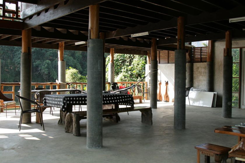 Kanchanaburi-airbnb-04