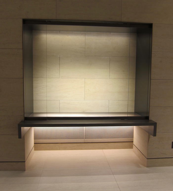 Qatar-Airways-Lounge-Doha - 11