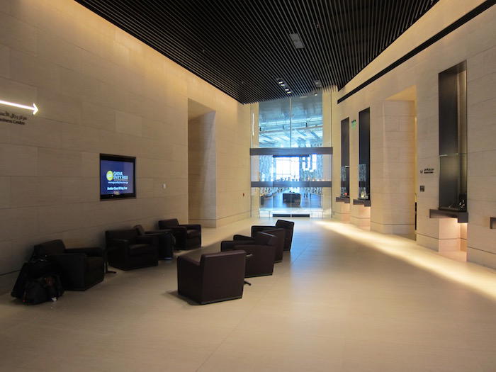 Qatar-Airways-Lounge-Doha - 21