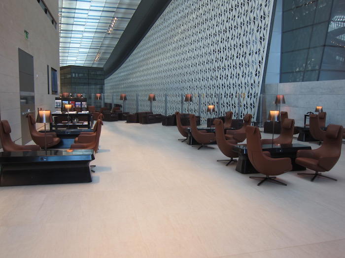 Qatar-Airways-Lounge-Doha - 23