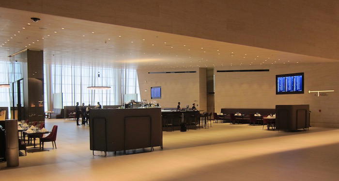 Qatar-Airways-Lounge-Doha - 26