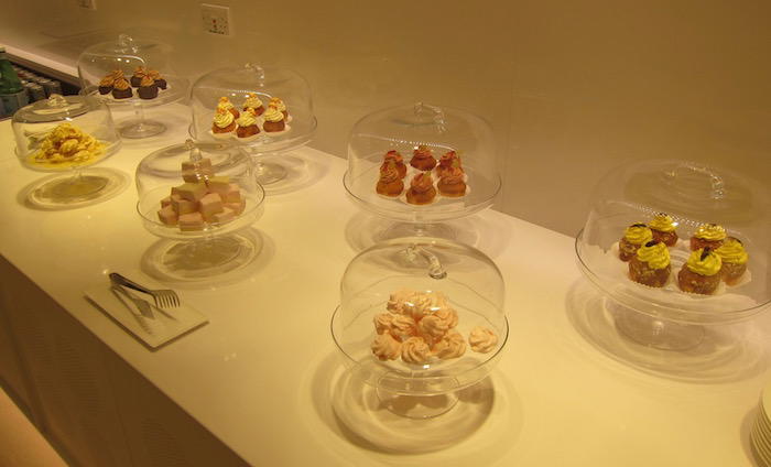 Qatar-Airways-Lounge-Doha - 46