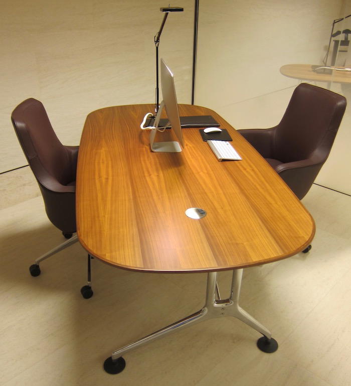 Qatar-Airways-Lounge-Doha - 50