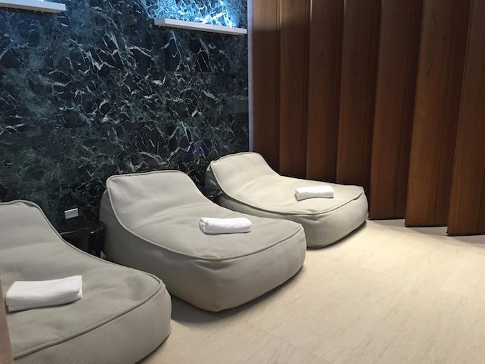 Qatar-Airways-Lounge-Doha - 69