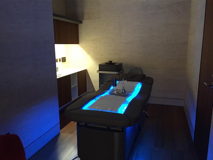Qatar-Airways-Lounge-Doha - 74