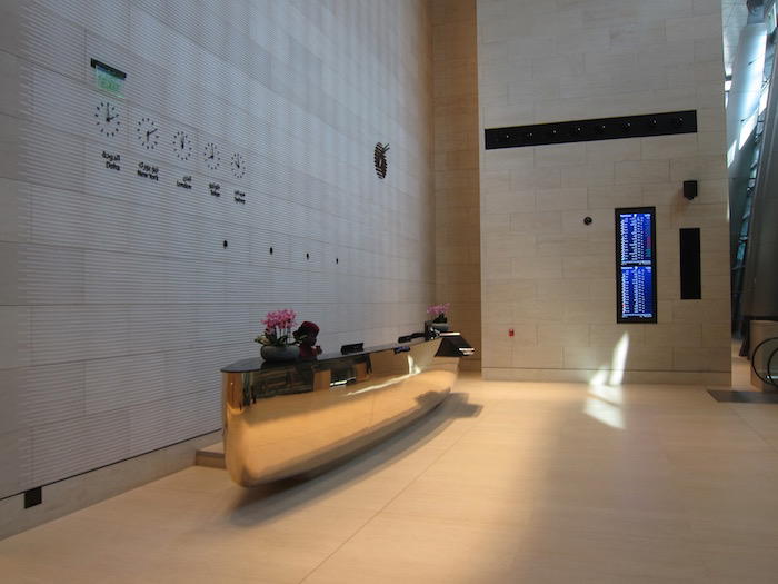 Qatar-Airways-Lounge-Doha - 8