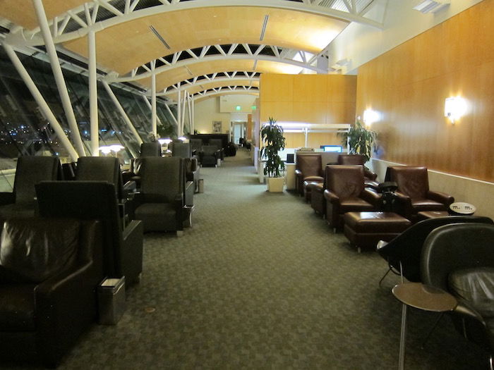 American-Flagship-Lounge-LAX - 16