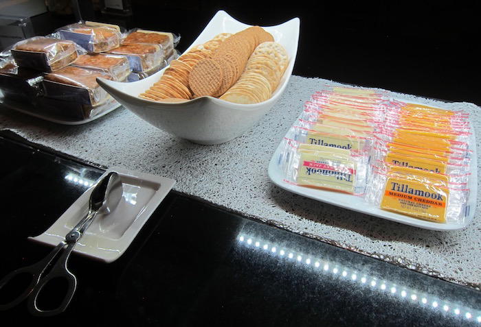 British-Airways-Lounge-JFK - 44