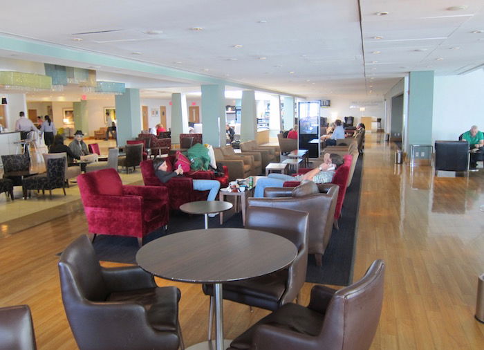 British-Airways-Lounge-JFK - 9