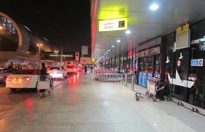 Dubai-Airport-Lounge - 1