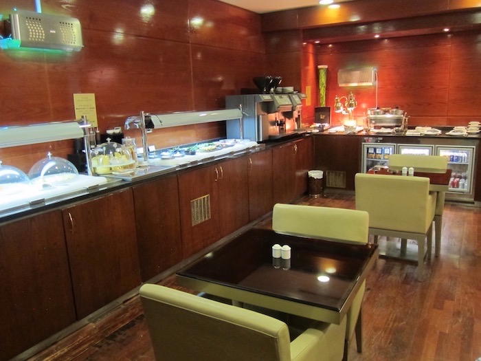 Dubai-Airport-Lounge - 15