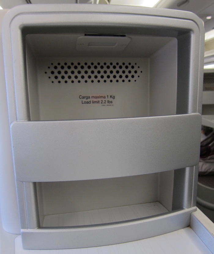 Iberia-Business-Class-A340 - 13