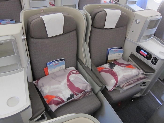 Iberia-Business-Class-A340 - 19