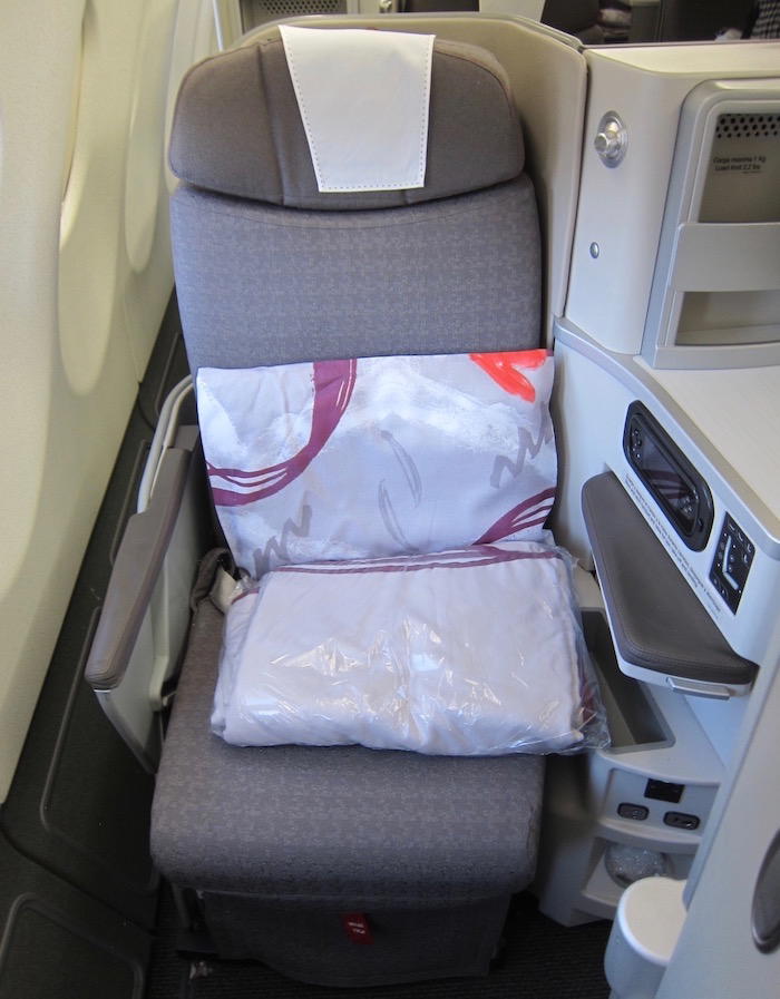 Iberia-Business-Class-A340 - 4
