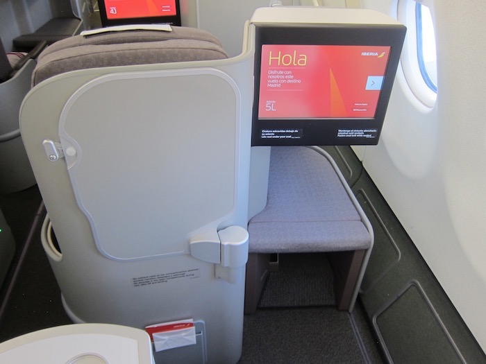Iberia-Business-Class-A340 - 9